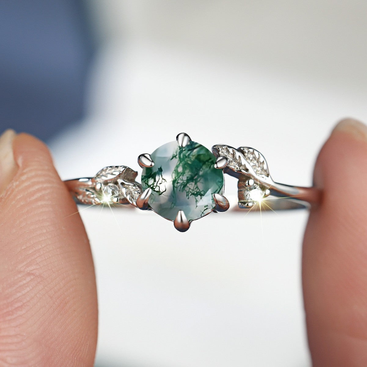 Platinum Agate Six-claw Ring
